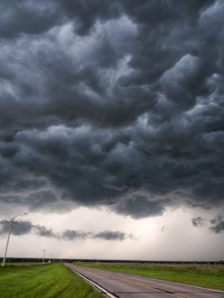 Nuvole minacciose e cielo temporalesco per il meteo del giorno in Italia