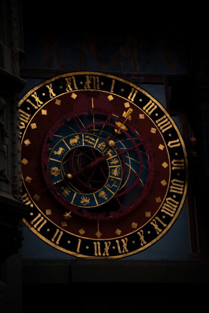 Oroscopo del 30 settembre 2025: amore e lavoro per tutti i segni Oroscopo del giorno 30 settembre 2025 con segni zodiacali