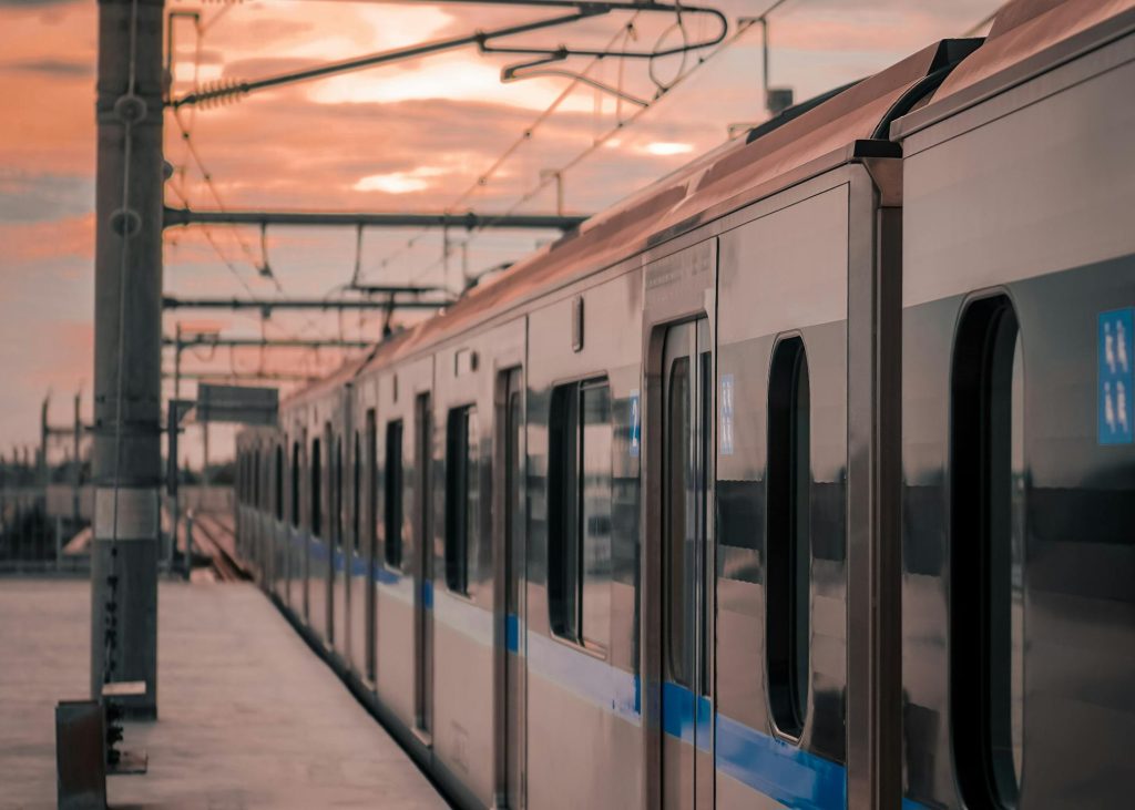Bambina di 1 anno rapita alla stazione di Padova: padre picchiato, rincorre il 22enne e salva la figlia Rapimento bambina alla stazione di Padova