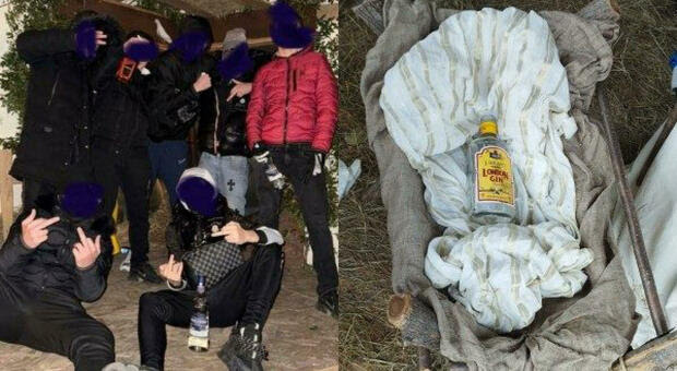 Presepe vandalizzato a Carnago con bottiglia di gin nella mangiatoia