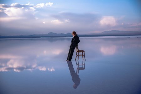 Salar de Uyuni in Bolivia, deserto di sale con effetto specchio
