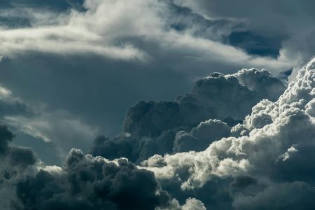 Meteo 6 dicembre: Italia divisa tra freddo, nebbia e instabilità al Sud Meteo 6 dicembre in Italia con freddo al Nord e instabilità al Sud