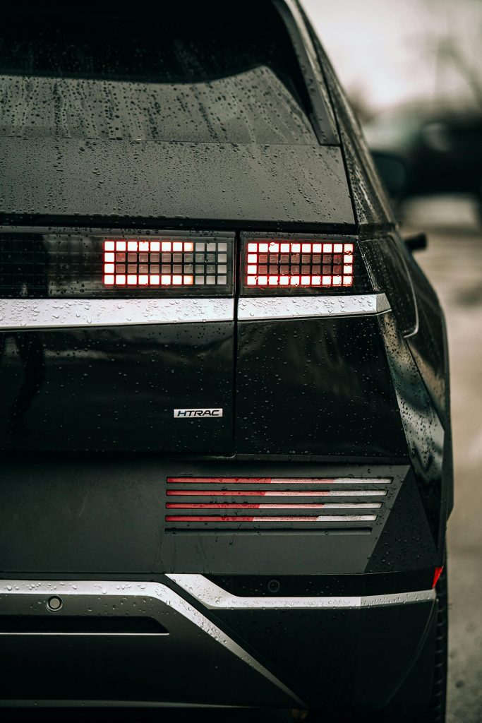 Auto elettrica: conviene davvero nel 2026