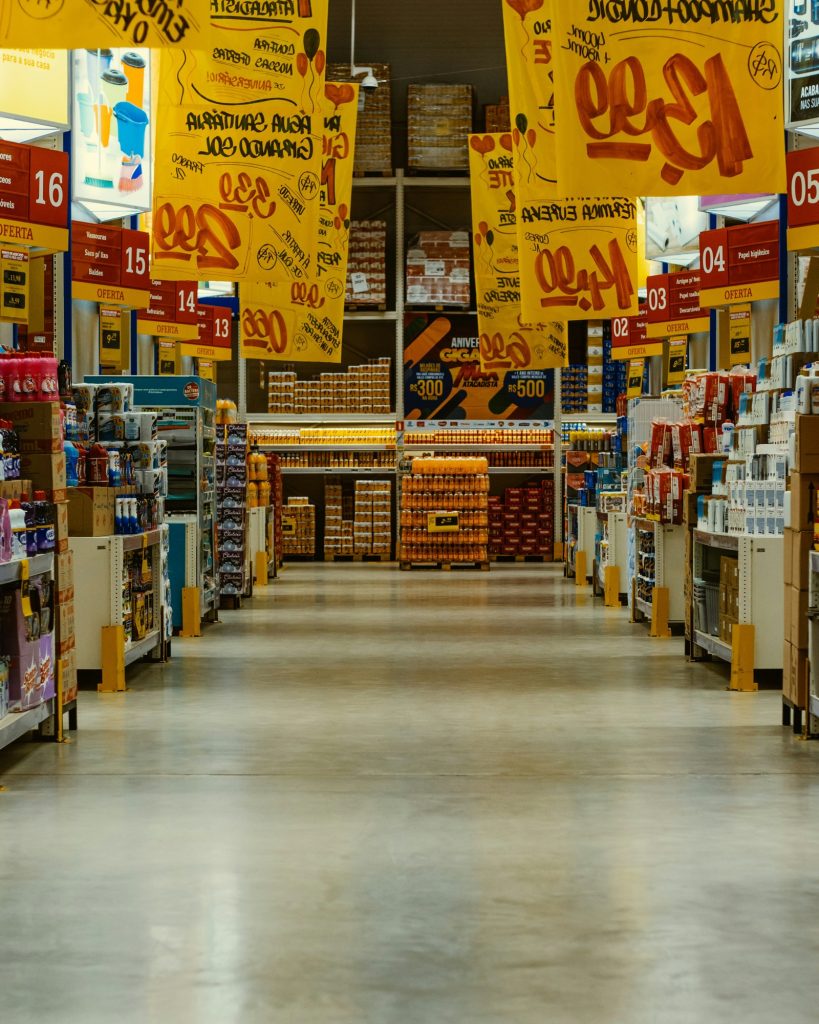 Roma, Casal Bruciato: supermercato dopo l’aggressione, intervento della polizia