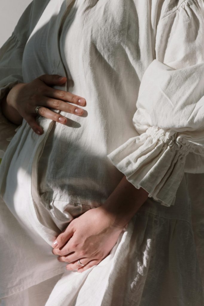 Incinta al 7° mese multata due volte per la sosta: il giudice respinge il ricorso e scoppia la polemica Donna incinta al settimo mese multata due volte per la sosta a disco orario