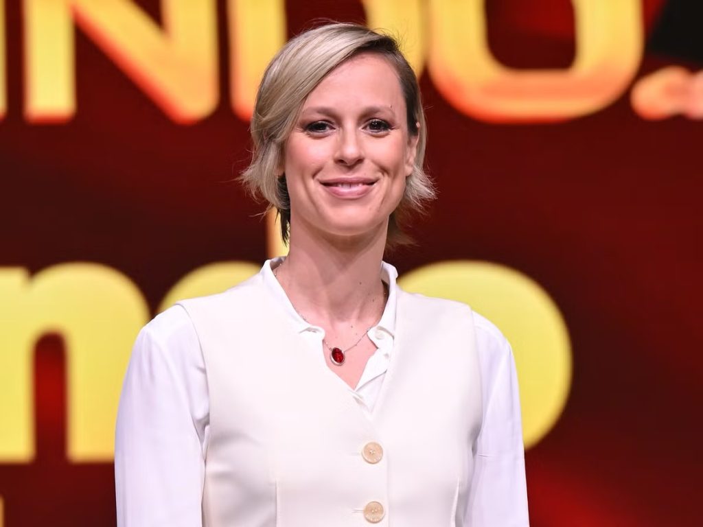 Federica Pellegrini contro lo stop al congedo parentale paritario: “Vogliono più figli? Allora aiutino davvero le famiglie Federica Pellegrini commenta la bocciatura del congedo parentale paritario