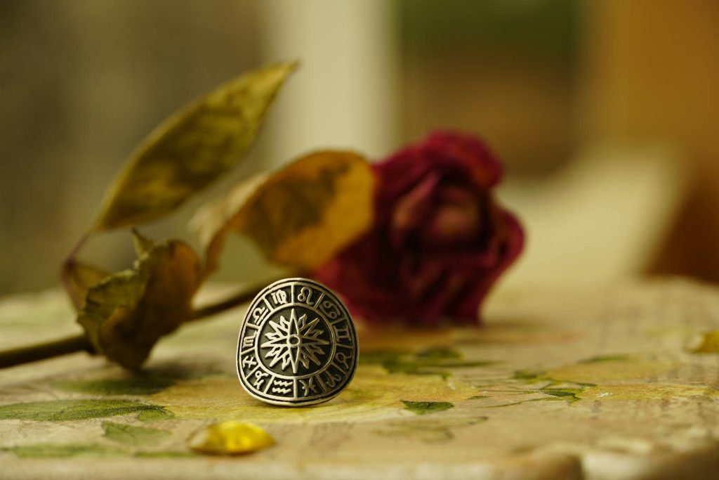 Oroscopo del 22 aprile 2026: amore, lavoro e fortuna segno per segno oroscopo 22 aprile 2026 previsioni segni zodiacali amore lavoro fortuna