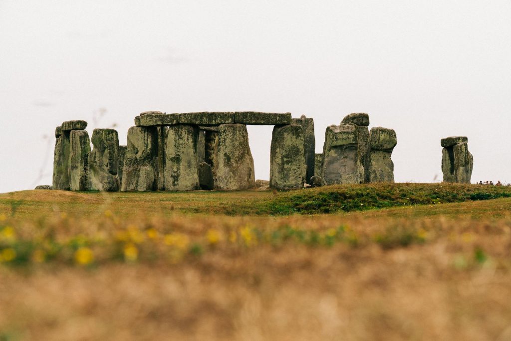 stonehenge mistero costruzione pietre megaliti inghilterra sito archeologico