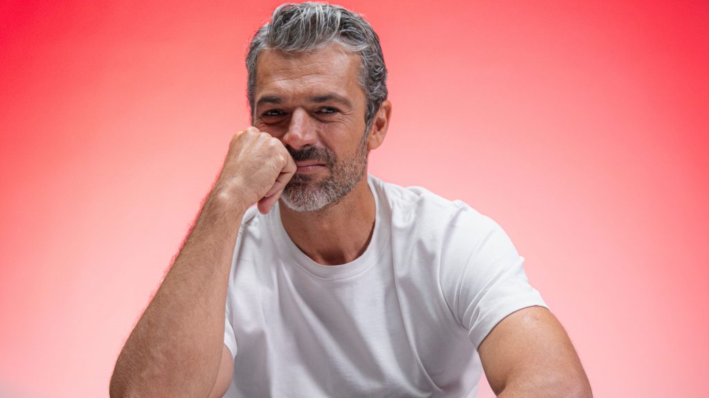 Luca Argentero contro i paparazzi: “Non voglio che sconosciuti abbiano foto dei miei figli” luca argentero contro paparazzi figli