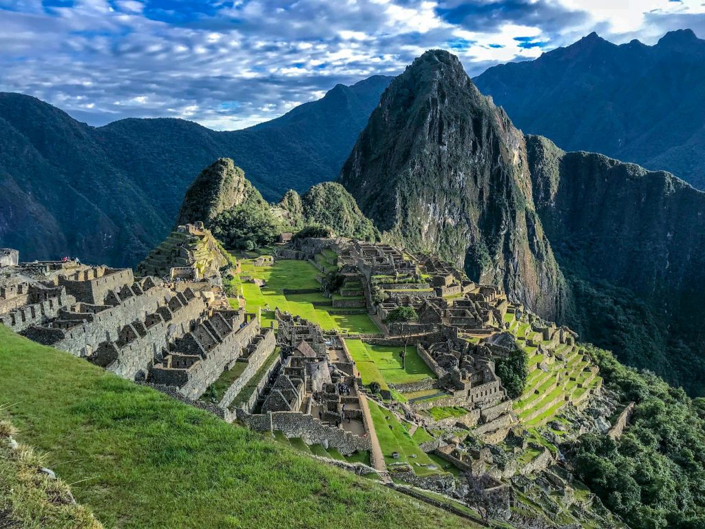 Perù, cosa vedere tra Machu Picchu, Cusco e Ande: guida completa tra storia, natura e luoghi imperdibili machu picchu peru ande cusco vista panoramica montagna