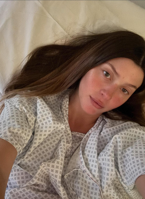 Natalia Paragoni annuncia il linfoma di Hodgkin dopo il parto: “Ho iniziato la chemioterapia” Natalia Paragoni annuncia il linfoma di Hodgkin e l’inizio della chemioterapia dopo il parto