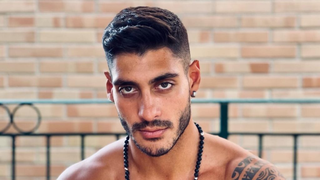 Javier Martinez pallavolista ed ex concorrente del Grande Fratello legato a Helena Prestes