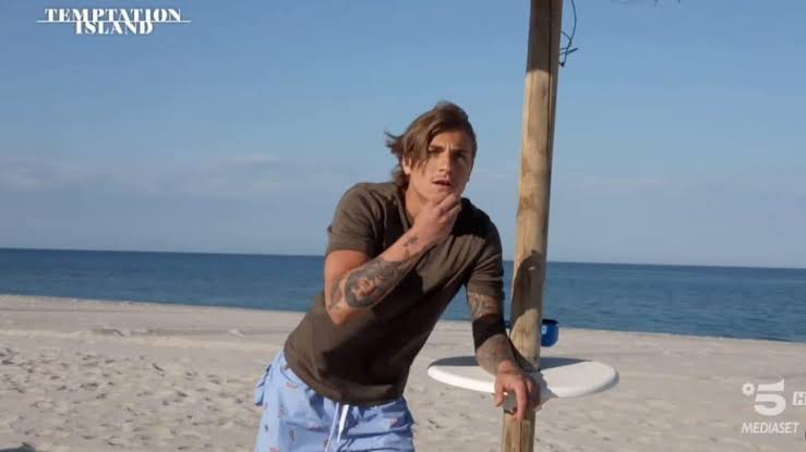 Temptation Island, Gabriele scappa dopo i video di Sara ma resta in gioco: perché non è stato squalificato