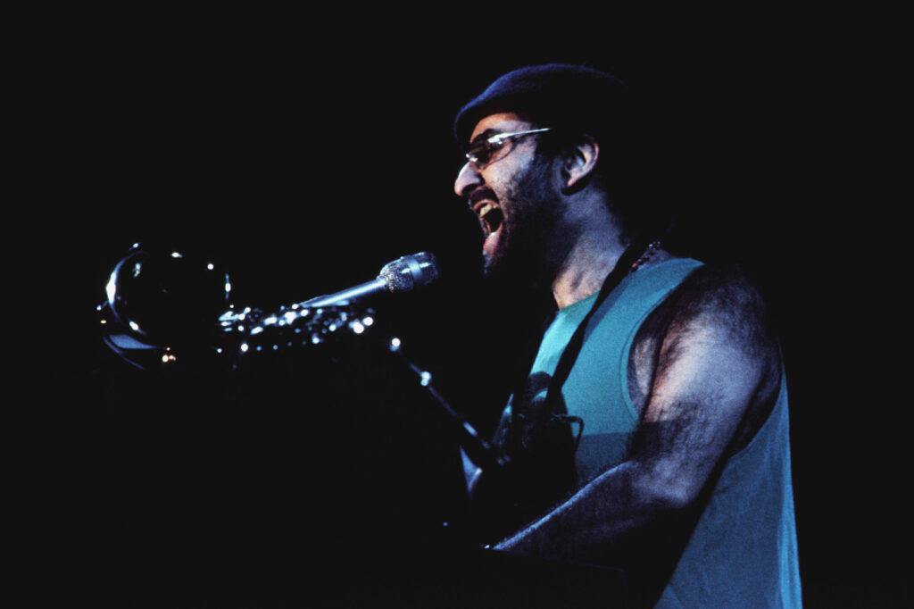 Lucio Dalla, protagonista del tv movie Rai Lucio