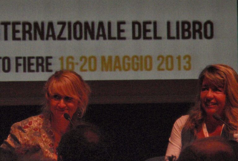Luciana Littizzetto sull’app di incontri: «Ho visto dei mostri». Perché si era iscritta davvero