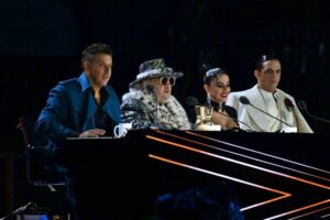 Giudici di X Factor al tavolo